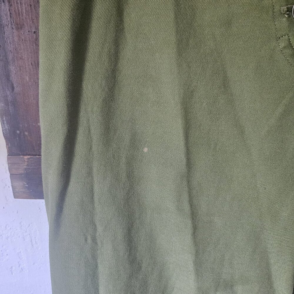 Bug Clothing Magda Pants - Ivy green cotton - Picture 6 of 6